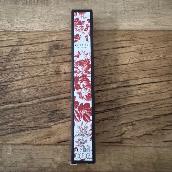 NEW IN BOX Gucci Bloom Eau de Parfum Travel Spray~ 10 ml - Picture 3 of 6